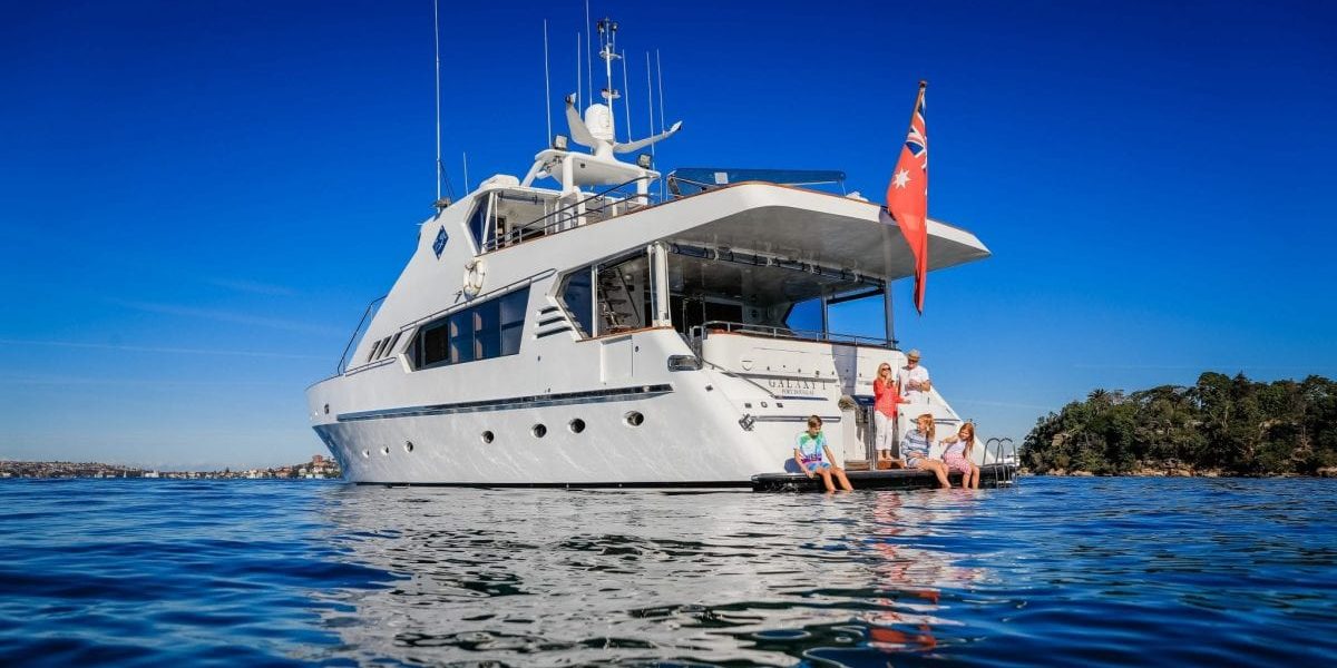 What do I need to pack for my charter yacht vacation? | Sydney Boat Hire