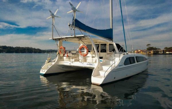 Boat Hire on Catalpa – Package for 20 Guests