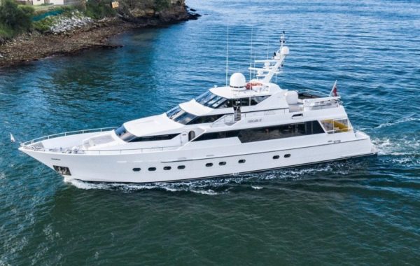 Oscar II – 105ft Luxury Super Yacht Wedding Boat Hire