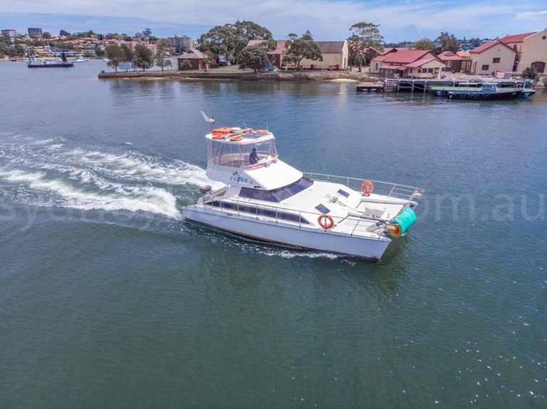 Sydney boat hire on cloud 9 6