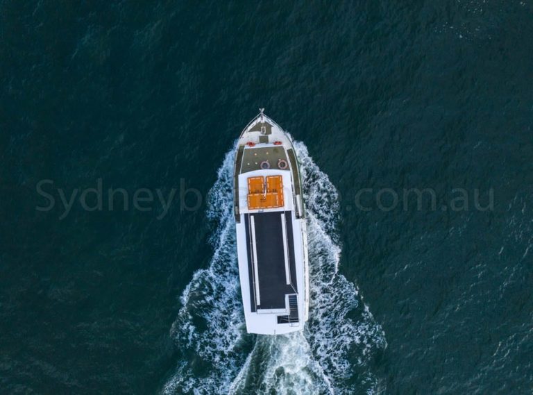 boat hire sydney on galene 2