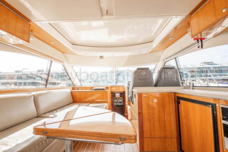 boat hire sydney on seaduced 10