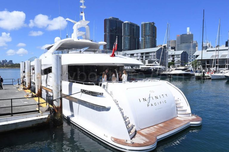 boat hire sydney on infinity pacific 27
