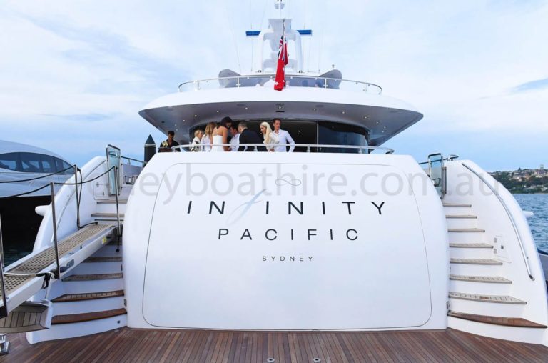 boat hire sydney on infinity pacific 49