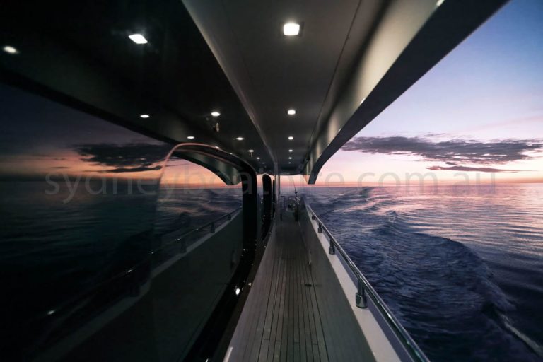 boat hire sydney on infinity pacific 50