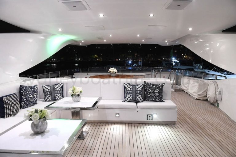boat hire sydney on infinity pacific 63